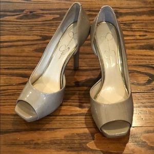 Jessica Simpson heels size 8